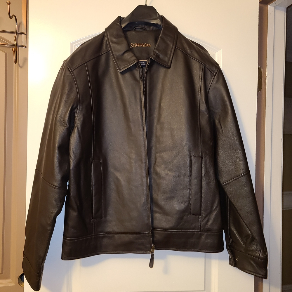 St. John's Bay Men's Brown Leather Bomber Jacket Size L